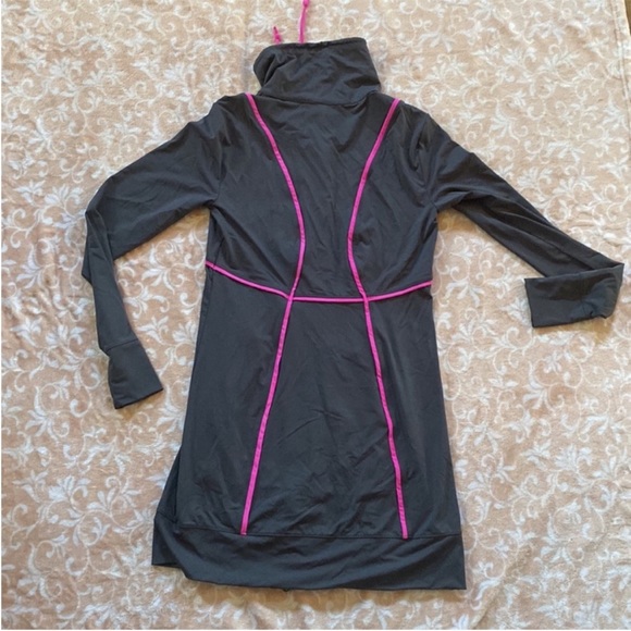 Athleta Spinnaker Long Sun Jacket Gray Asphalt/ Hot Pink Size XS - Picture 7 of 7